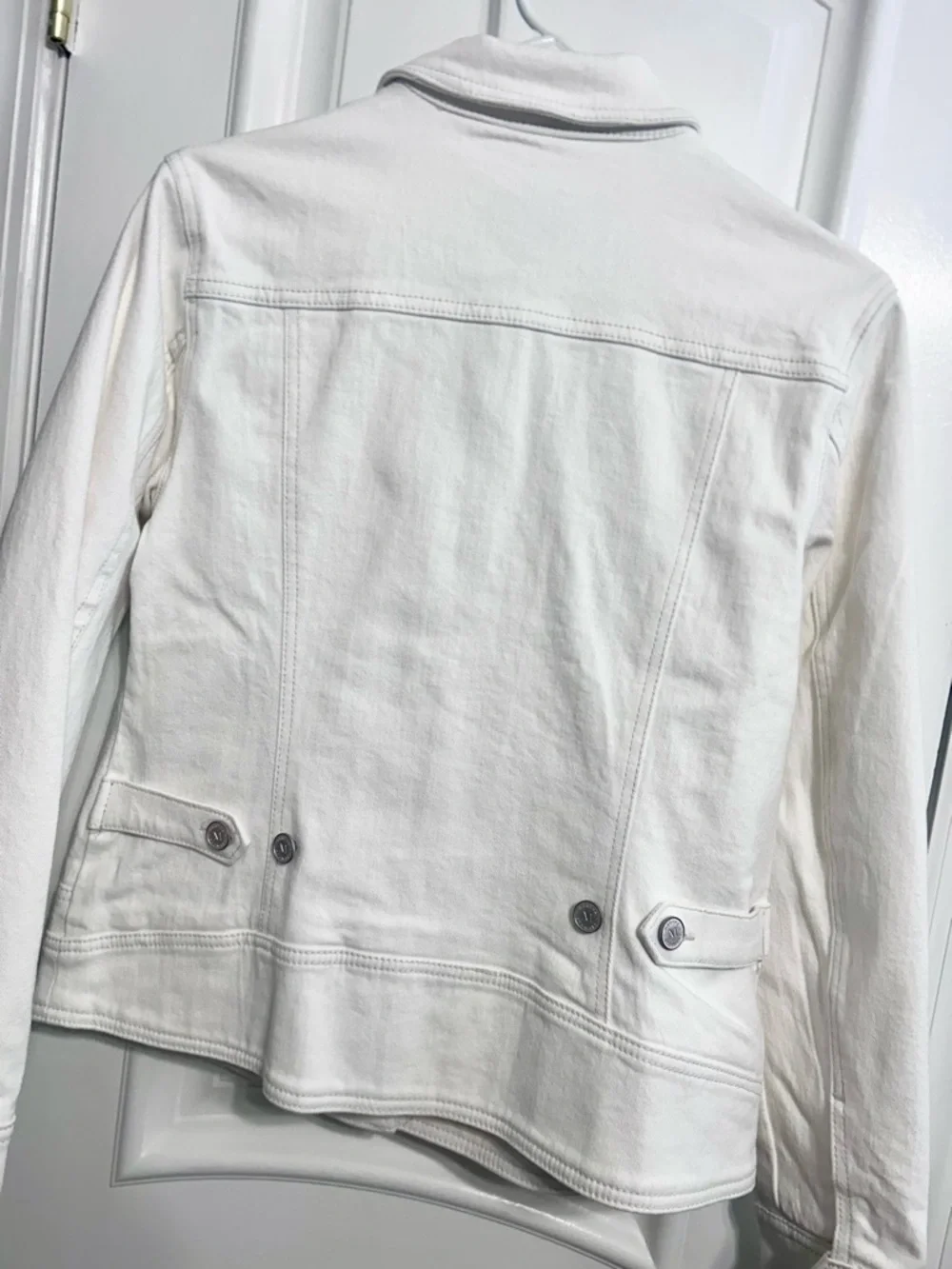 Martha Stewart White Denim Jacket - Picture 4 of 7